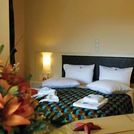 Molos Bay Hotel 4*